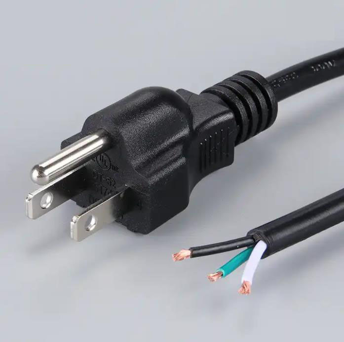 Calibre de diâmetro de fios do cabo distribuidor de corrente 18 da extensão dos núcleos da tomada 3 dos cabos três da alimentação CA de 300V Japão