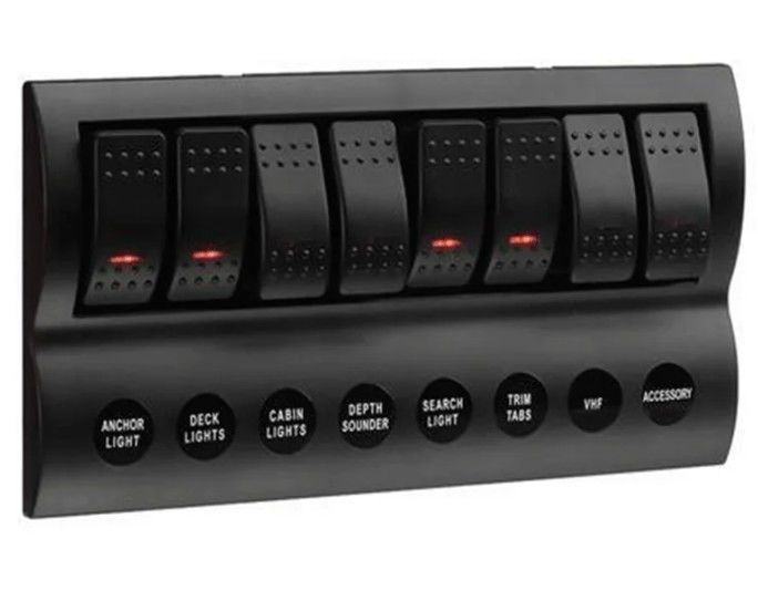PANEL DE COMUTAÇÃO INFLAÇÃO-REFLEXÃO 8 GANG com indicador LED ROCKER AUTO fusíveis