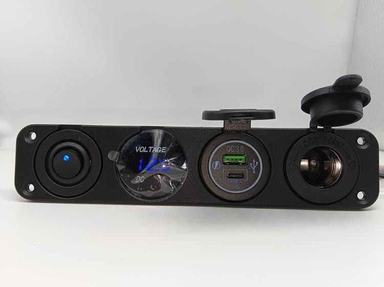 4 em 1 Voltímetro Automóvel Dual USB 12V Cigarro Automóvel Lighter Voltage Meter Com Switch